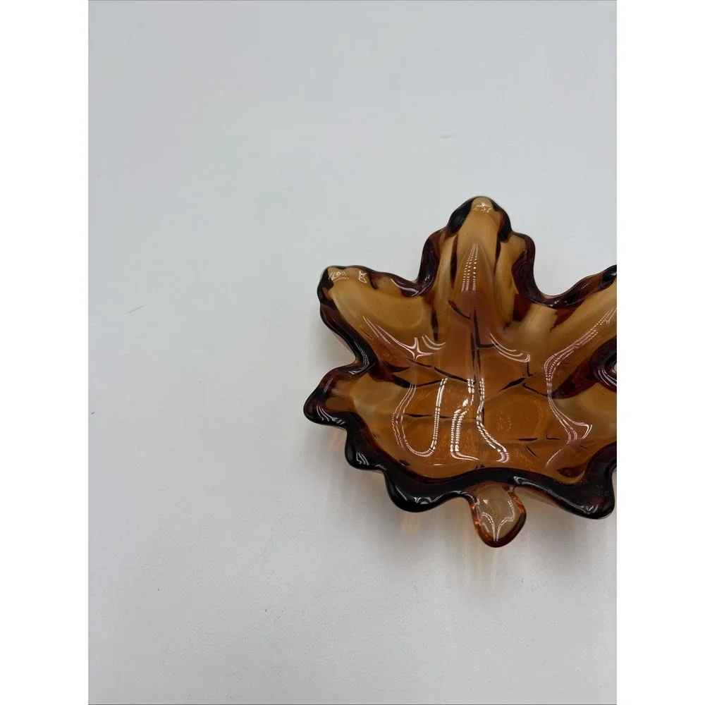 Vintage Amber Glass Leaf Trinket Dish Autumn Décor Ashtray Excellent‎